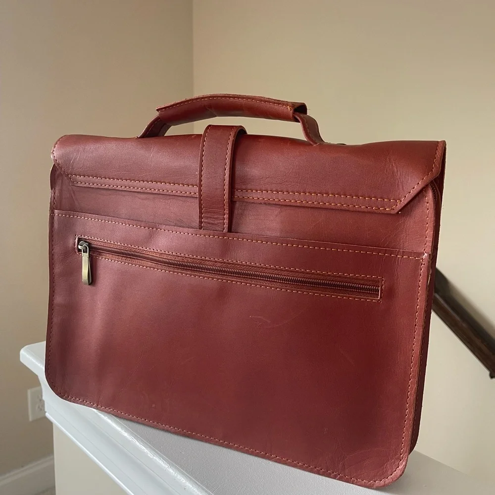 NWOT Elegant Brown Leather Men's Bag - Picture 2 of 4